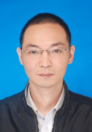 雷佑新3284.jpg